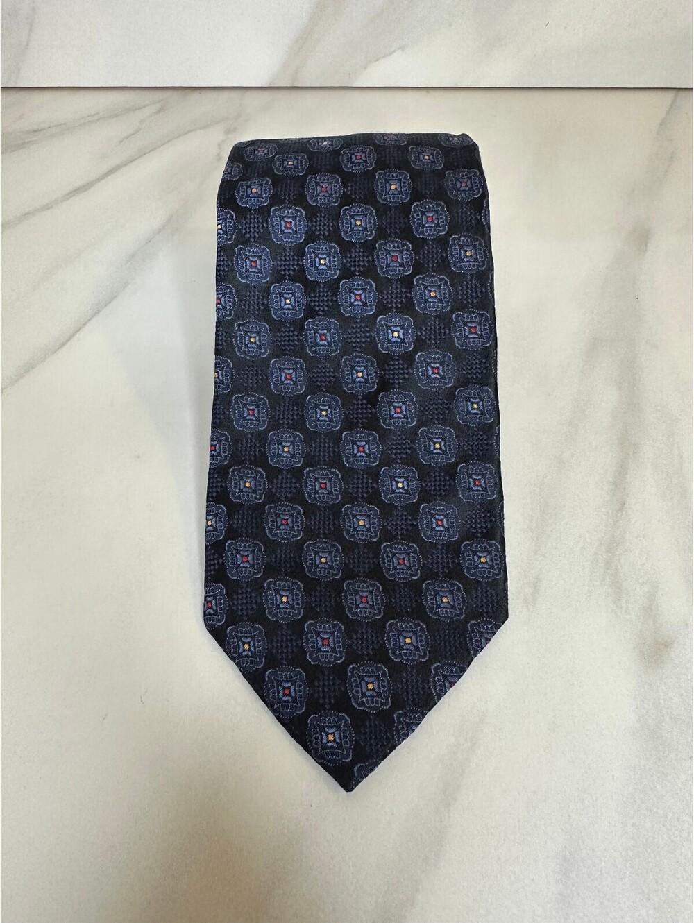 Vintage XMI Platinum navy geometric 100% Italian silk tie quiet luxury old money